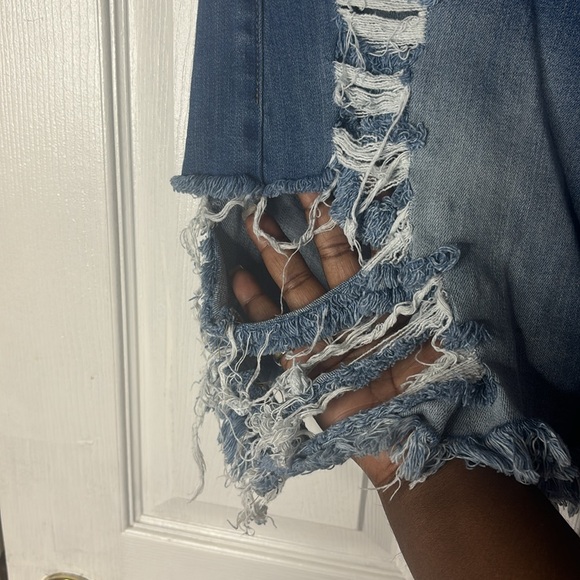 Destroyed and Distressed Denim Shorts - Picture 3 of 7
